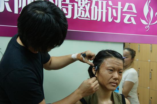 韓國化妝洪石厚教授傳授化老人妝